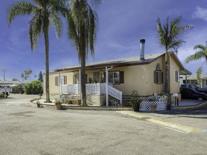 Costa Mesa, California Manufactured Housing Community